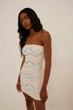 Misslisibell X NA-KD Bandeau Mini Dress -Party Dresses Sales bandeau mini dress 1655 000110 97333920