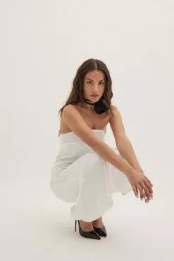 Chloé Schuterman X NA-KD Bandeau Satin Dress 27 Chloé Schuterman X NA-KD Bandeau Satin Dress -Party Dresses Sales bandeau satin dress 1804 000012 0001 0793