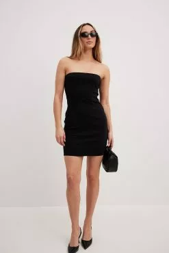 NA-KD Bandeau Mini Dress -Party Dresses Sales bandeaumini dress 1100 007173 00021654 01c