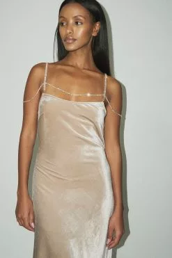 Lovisa Barkman X NA-KD Rhinestone Detail Velvet Dress -Party Dresses Sales bts rhinestone detail velvet dress 1783 000017 4164 12154567