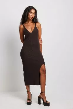 NA-KD Fine Knitted Waist Detail Midi Dress