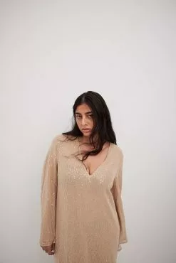 NA-KD Party Flowy Sequin Maxi Dress 11 NA-KD Party Flowy Sequin Maxi Dress -Party Dresses Sales flowy swquin maxi dress 1017 002215 0668 4760