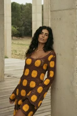 NA-KD Trend Long Sleeve Crochet Knitted Mini Dress -Party Dresses Sales long sleeve crochet knitted mini dress 1018 010362 9855 editorial3