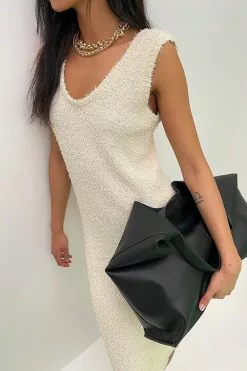 NA-KD Trend Fluffy Knitted Sleeveless Midi Dress