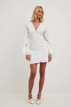 NA-KD Boho Anglaise Balloon Sleeve Mini Dress 6 NA-KD Boho Anglaise Balloon Sleeve Mini Dress -Party Dresses Sales nakd anglaise balloon sleeve mini dress 1014 001497 0001 22977