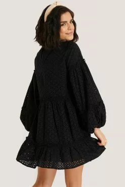 NA-KD Boho Anglaise Balloon Sleeve Frill Dress -Party Dresses Sales nakd anglaise frill dress 1014 000872 0002 02k