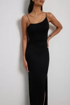 NA-KD Asymmetric Thin Strap Maxi Dress -Party Dresses Sales nakd asymmetric thin strap maxi dress 1100 006999 0002 0916 1