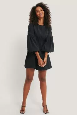 NA-KD Trend Balloon Mini Dress