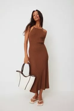 Femmeblk X NA-KD Cross Back Rib Knitted Dress