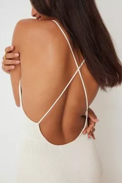 Femmeblk X NA-KD Cross Back Rib Knitted Dress -Party Dresses Sales nakd cross back rib knitted dress 1770 000007 0342 04 1
