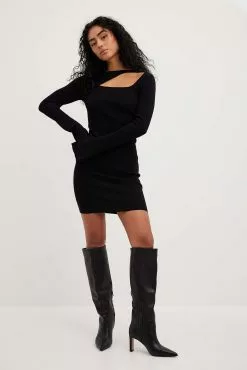 NA-KD Trend Cut Out Detail Fine Knitted Mini Dress