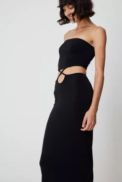 Ella Karberg X NA-KD Cut Out Detail Bandeau Jersey Dress 8 Ella Karberg X NA-KD Cut Out Detail Bandeau Jersey Dress -Party Dresses Sales nakd cut out detailed bandeau jersey dress 1760 000036 0002 4701