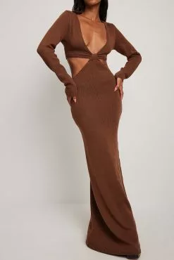 NA-KD Trend Cut Out Knitted Maxi Dress