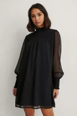 NA-KD Boho Dobby Smocked Dress