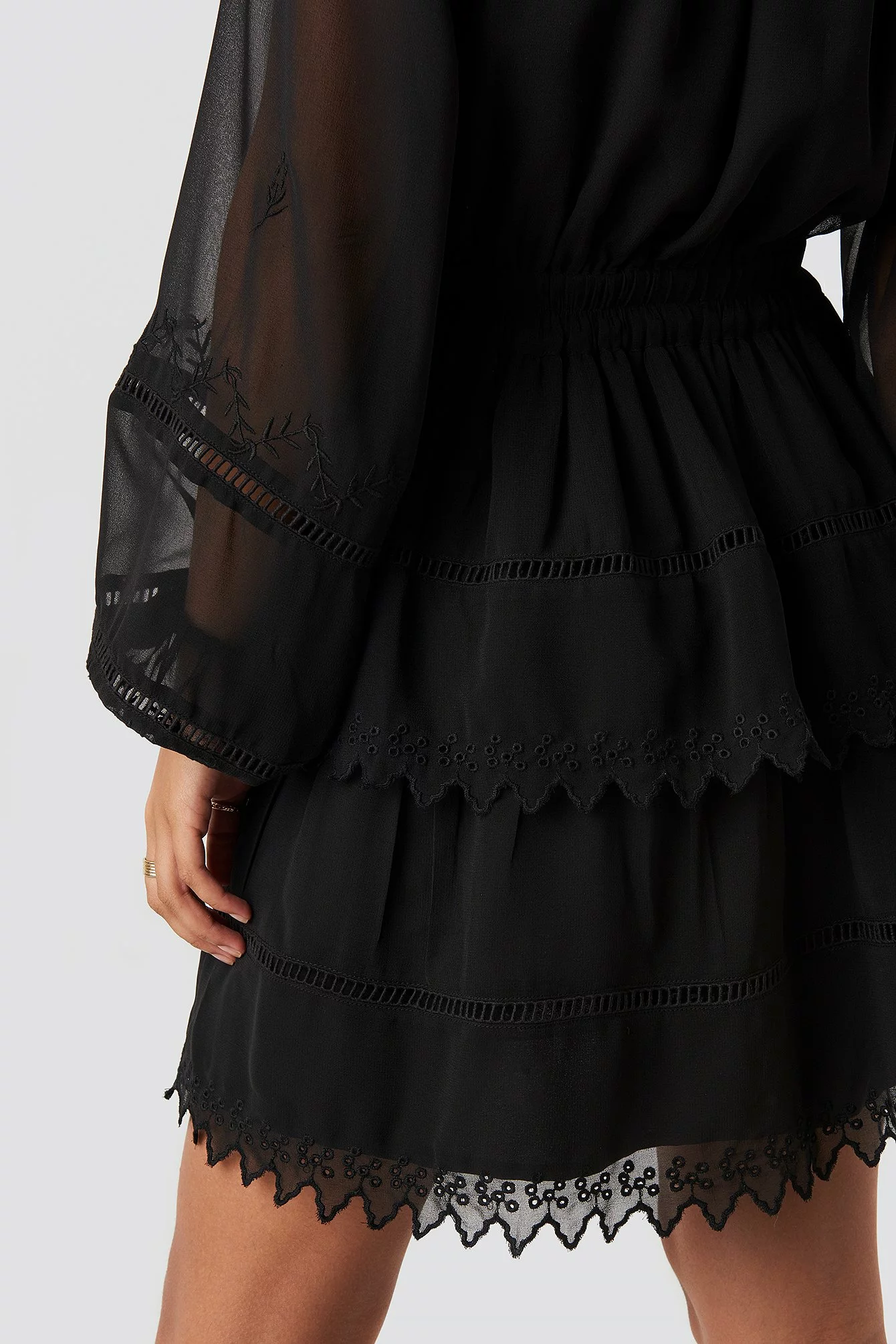 NA-KD Boho Embroidery Mini Dress 4 NA-KD Boho Embroidery Mini Dress - Image 4