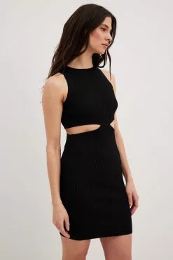 NA-KD Fine Knitted Cut Out Detail Mini Dress -Party Dresses Sales nakd fine knitted cut out detail mini dress 1100 007090 0002 17544