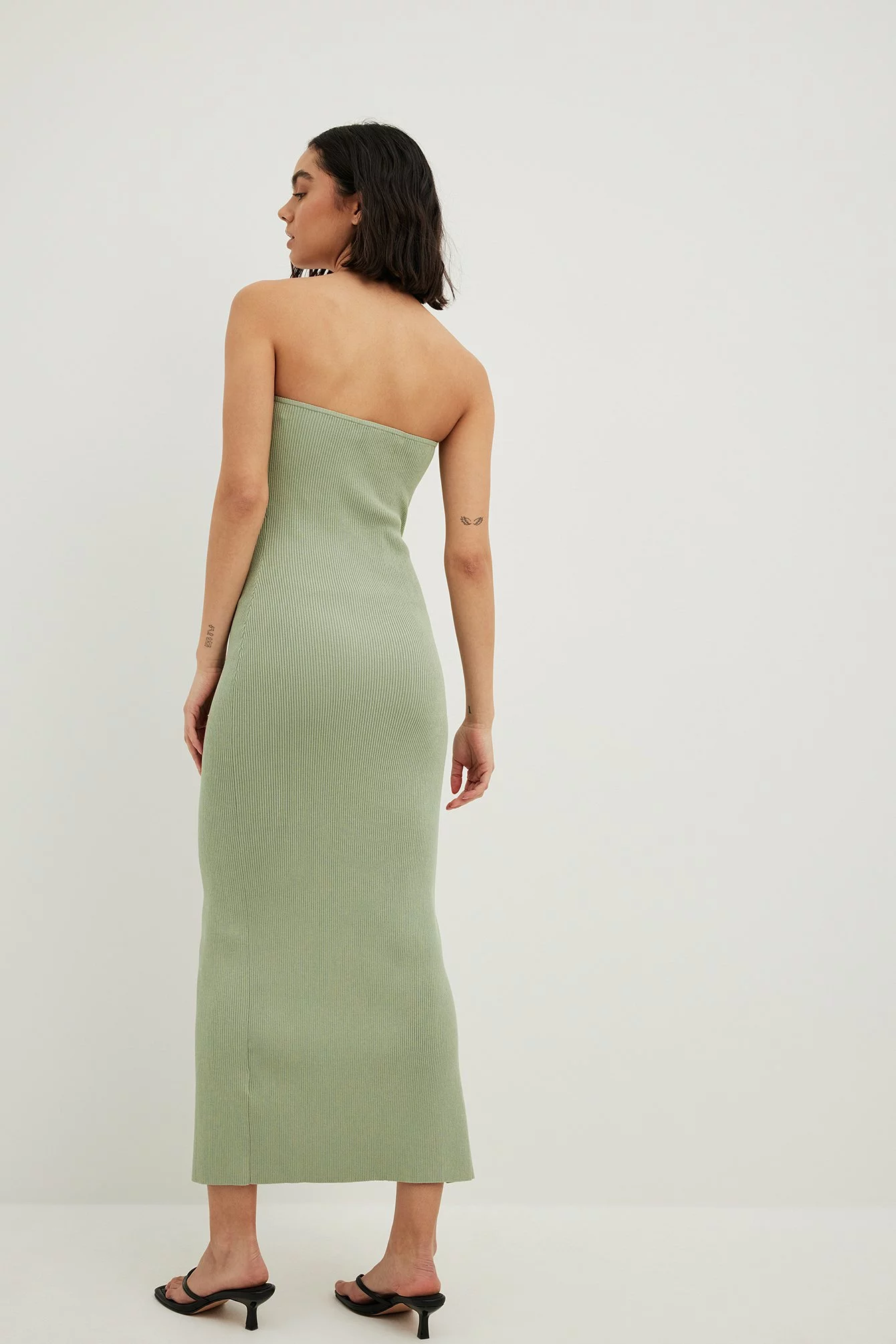 NA-KD Trend Fine Knitted High Slit Tube Dress 2 NA-KD Trend Fine Knitted High Slit Tube Dress - Image 2