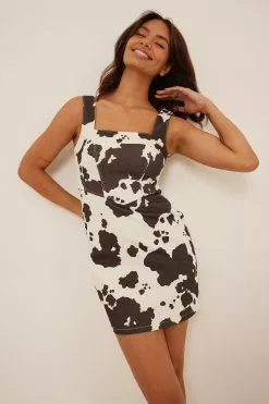 NA-KD Fitted Denim Mini Dress