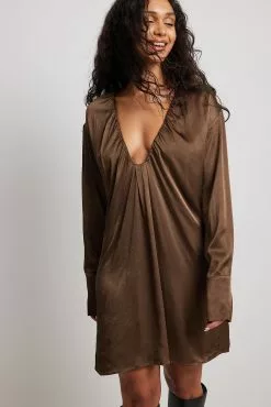 NA-KD Party Gathered Plunge Mini Dress -Party Dresses Sales nakd gathered plunge mini dress 1017 001113 0017 0963