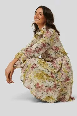 NA-KD Boho High Frill Neck Dress