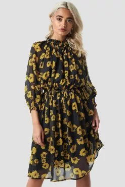 NA-KD Boho High Neck Elastic Waist Puff Dress