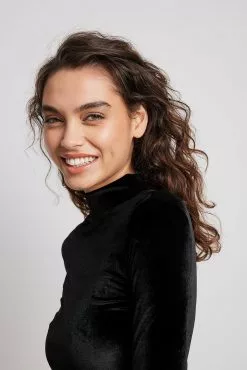 NA-KD Party High Neck Velvet Mini Dress -Party Dresses Sales nakd high neck velvet minidress 1017 002116 0002 4493 1