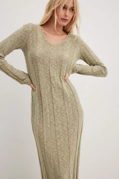 NA-KD Knitted Wide Rib Midi Dress -Party Dresses Sales nakd knitted wide rib midi dress 1100 007006 8909 16197 1