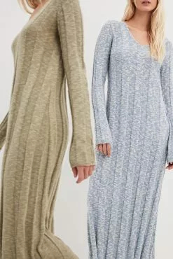 NA-KD Knitted Wide Rib Midi Dress -Party Dresses Sales nakd knitted wide rib midi dress 1100 007006 8909 16208 1