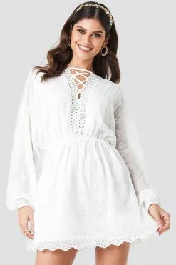 NA-KD Boho Lace Up Lace Dress