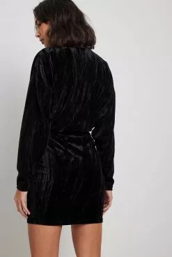 NA-KD Party Loose Velvet Mini Dress -Party Dresses Sales nakd loose velvet mini dress 1017 002018 0002 31363 1