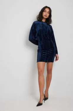 NA-KD Party Loose Velvet Mini Dress -Party Dresses Sales nakd loose velvet mini dress 1017 002018 0003 31412