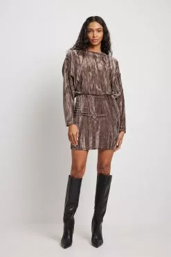NA-KD Party Loose Velvet Mini Dress -Party Dresses Sales nakd loose velvet mini dress 1017 002018 0017 41609 1