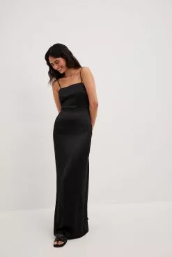 Chloé Schuterman X NA-KD Low Back Satin Maxi Dress 22 Chloé Schuterman X NA-KD Low Back Satin Maxi Dress -Party Dresses Sales nakd low back satin maxi dress 1804 000007 0002 10888 01c