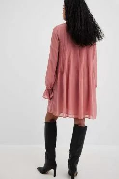 NA-KD Mini Pleated Dress -Party Dresses Sales nakd mini pleated dress 1100 006435 0802 9505 2