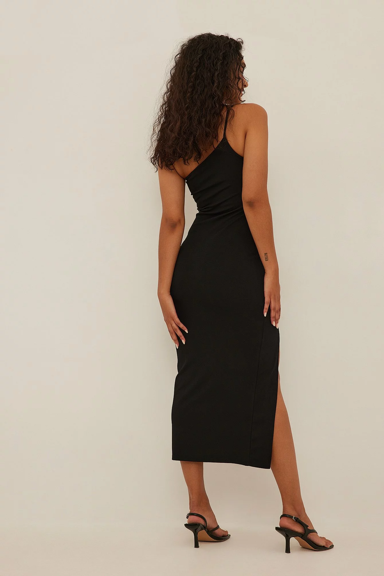 NA-KD Party One Shoulder Long Slit Dress 2 NA-KD Party One Shoulder Long Slit Dress - Image 2