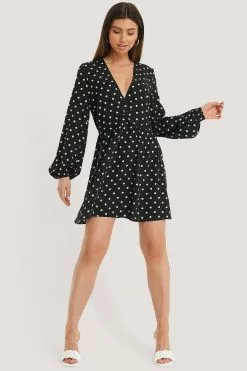 NA-KD Overlap LS Mini Dress -Party Dresses Sales nakd overlap ls mini dress 1100 002744 1285 01c