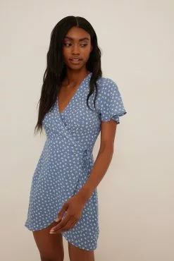 NA-KD Boho Overlap Mini Dress -Party Dresses Sales nakd overlap mini dress 1014 001411 1429 2139 1