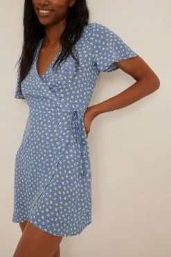 NA-KD Boho Overlap Mini Dress -Party Dresses Sales nakd overlap mini dress 1014 001411 1429 2168 1