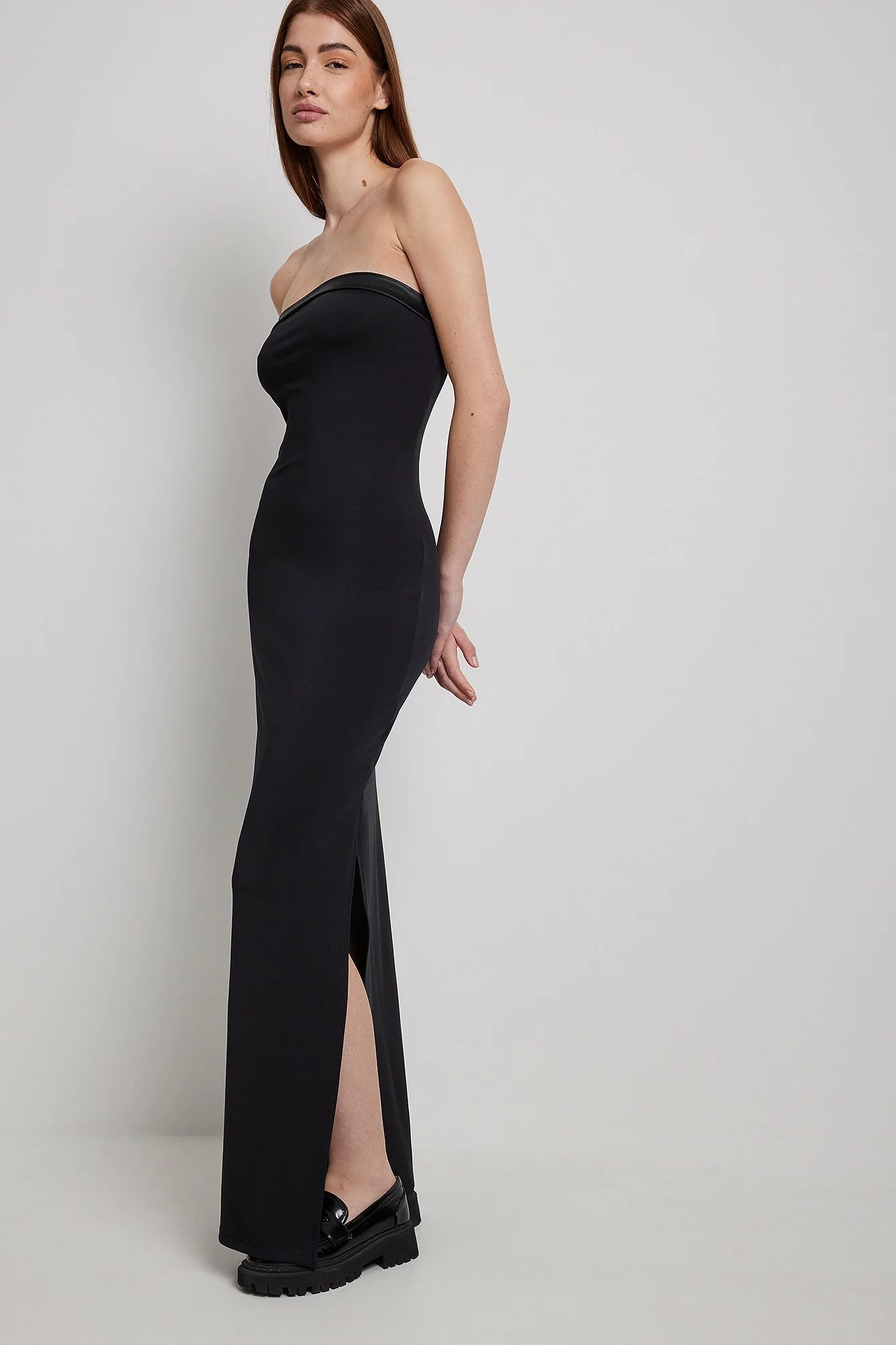 Annijor X NA-KD Pu Detail Maxi Dress 1 Annijor X NA-KD Pu Detail Maxi Dress