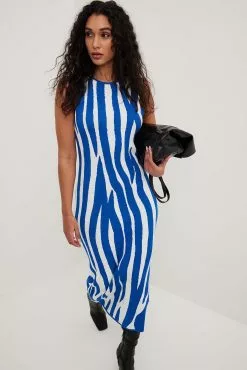 NA-KD Ribbed Fine Knitted Midi Dress