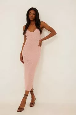 NA-KD Trend Ribbed Knitted Deep Back Dress -Party Dresses Sales nakd ribbed knitted deep back dress 1018 007399 0015 36433 1