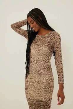 NA-KD Trend Rouched Mesh Dress -Party Dresses Sales nakd rouched mesh dress 1018 008664 5499 02