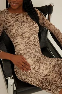 NA-KD Trend Rouched Mesh Dress