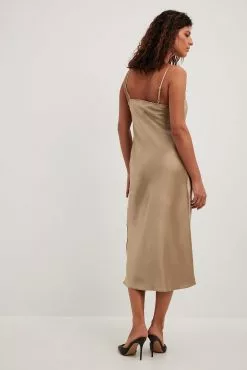 NA-KD Satin Midi Dress 29 NA-KD Satin Midi Dress -Party Dresses Sales nakd satin midi dress 1100 006812 0668 20266 2