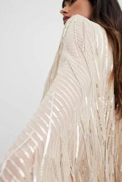 NA-KD Party Sequins Flowy Mini Dress -Party Dresses Sales nakd sequin flowy mini dress 1017 002118 0005 2326