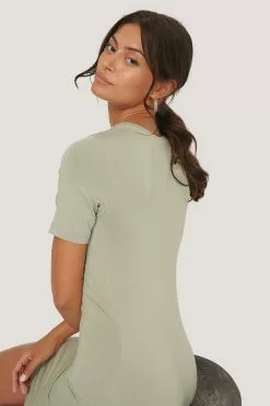 NA-KD Basic Short Sleeve Dress -Party Dresses Sales nakd short sleeve dress 1100 003354 0052 04g