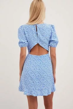 NA-KD Short Sleeve Open Back Mini Dress -Party Dresses Sales nakd short sleeve open back mini dress 1100 003574 0529 4657