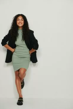 NA-KD Basic Sleeveless Turtleneck Dress -Party Dresses Sales nakd sleeve turtleneck dress 1044 000209 0052 03c