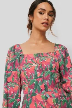 NA-KD Trend Square Neck Mini Dress -Party Dresses Sales nakd square neck mini dress 1018 004662 9008 04g