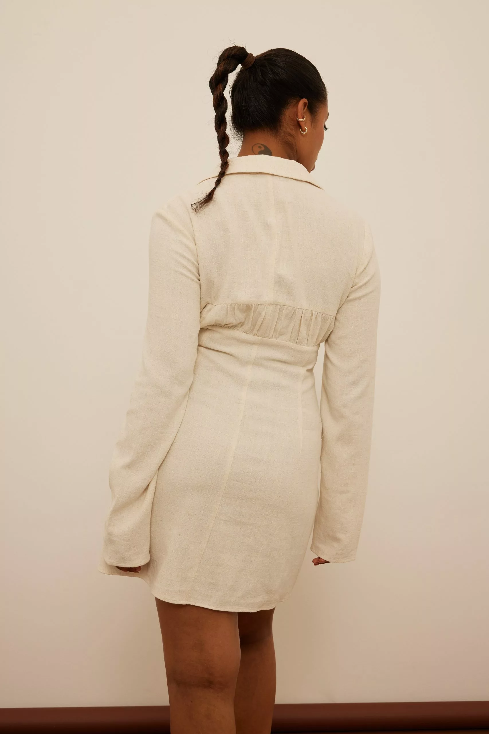 NA-KD Straps Front Linen Mini Dress 6 NA-KD Straps Front Linen Mini Dress - Image 6